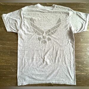 VINTAGE 80S US AIR FORCE GRAPHIC LOGO MENS GRAY T-SHIRT SIZE MEDIUM